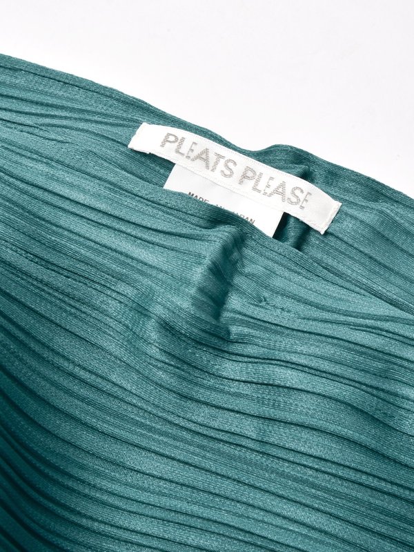ASYMMETRIC PLEATED SKIRT_LEAF GREEN ASYMMETRIC PLEATED SKIRT_LEAF GREEN