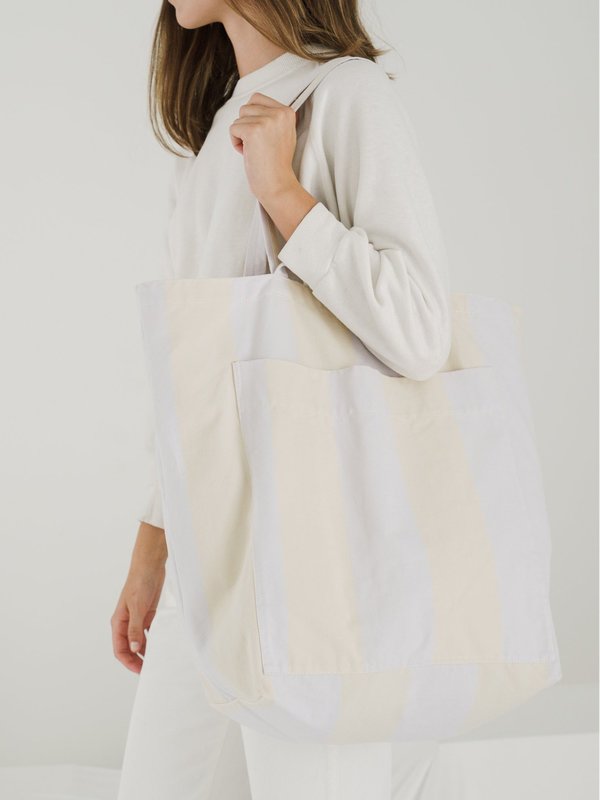 GIANT POCKET TOTE_BUTTERMILK STRIPE GIANT POCKET TOTE_BUTTERMILK STRIPE