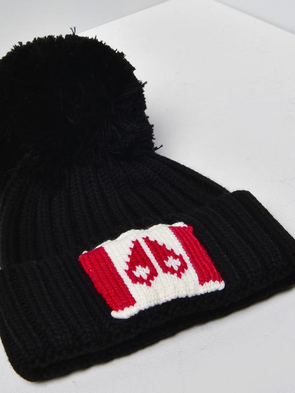 MOOSE FLAG TOQUE MOOSE FLAG TOQUE