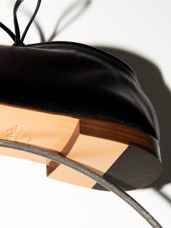 blush. Tulipe shoes - N.NERO blush. Tulipe shoes - N.NERO
