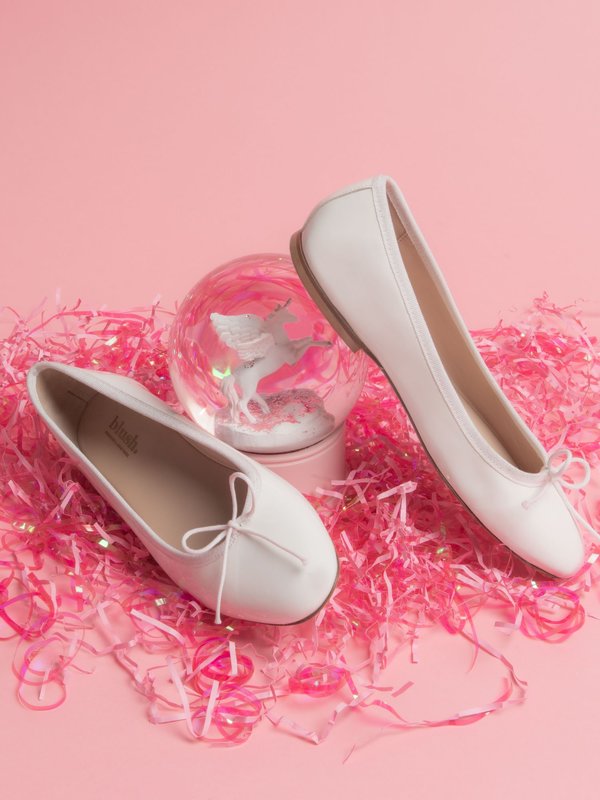 blush. Flat - Pearl blush. Flat - Pearl