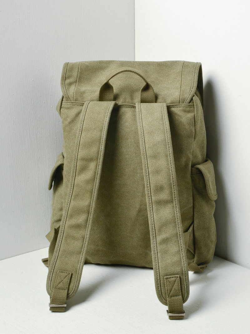 A.P.C. SAC A DOS RECUPERATION バックパック A.P.C. SAC A DOS RECUPERATION Backpack - KHAKI | Garmentory