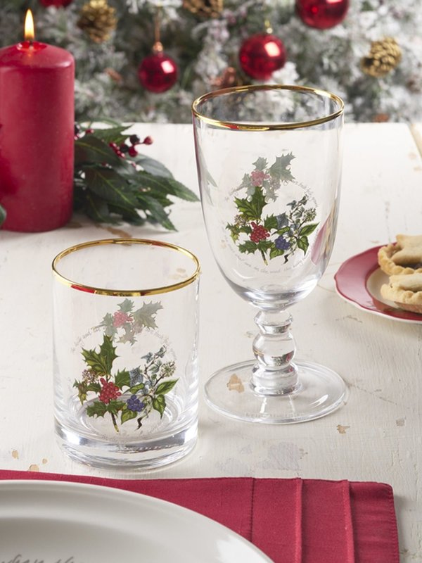 The Holly and The Ivy Set of 4 Wine Glasses The Holly and The Ivy Set of 4 Wine Glasses