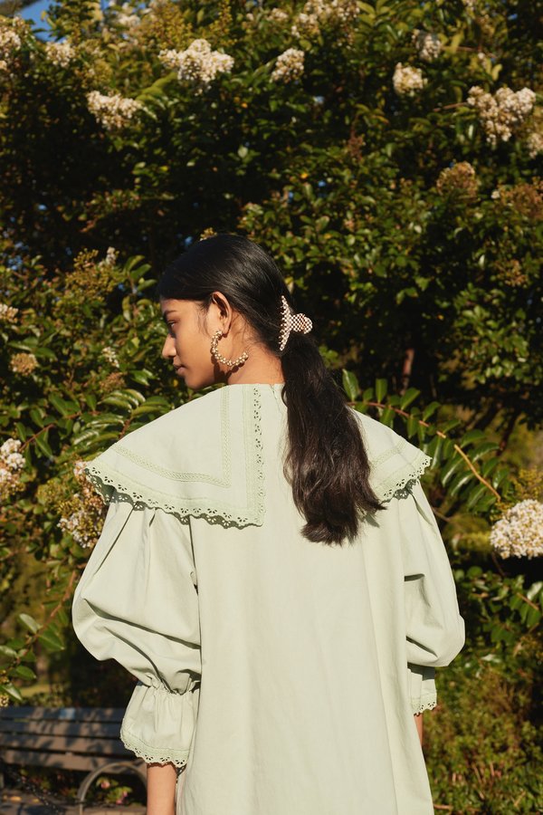 Valet Studio Verity Hoops - Eggshell Valet Studio Verity Hoops - Eggshell