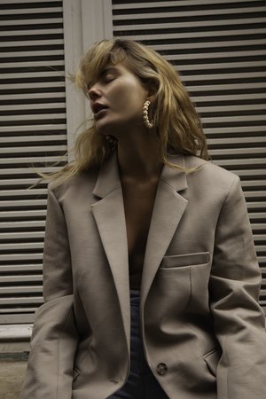 Valet Studio Verity Hoops - Eggshell Valet Studio Verity Hoops - Eggshell
