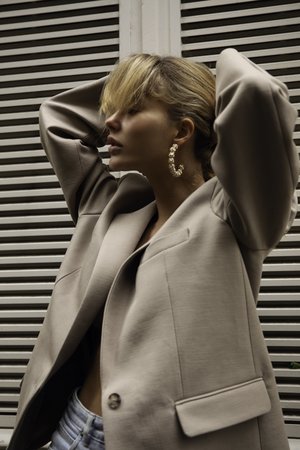 Valet Studio Verity Hoops - Eggshell Valet Studio Verity Hoops - Eggshell