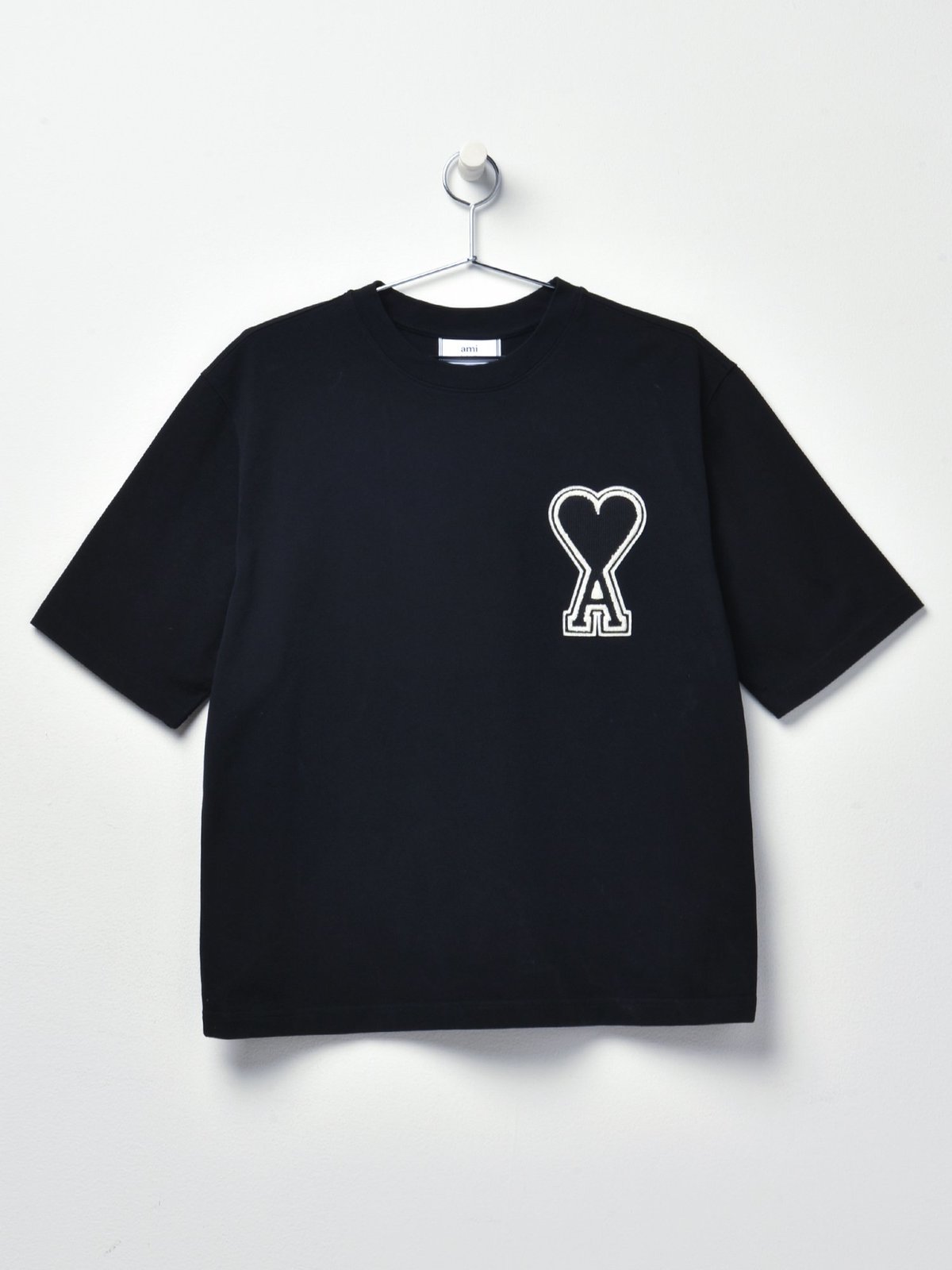 T-SHIRT WITH OVERSIZE AMI DE COEUR_NOIR/001 | Garmentory