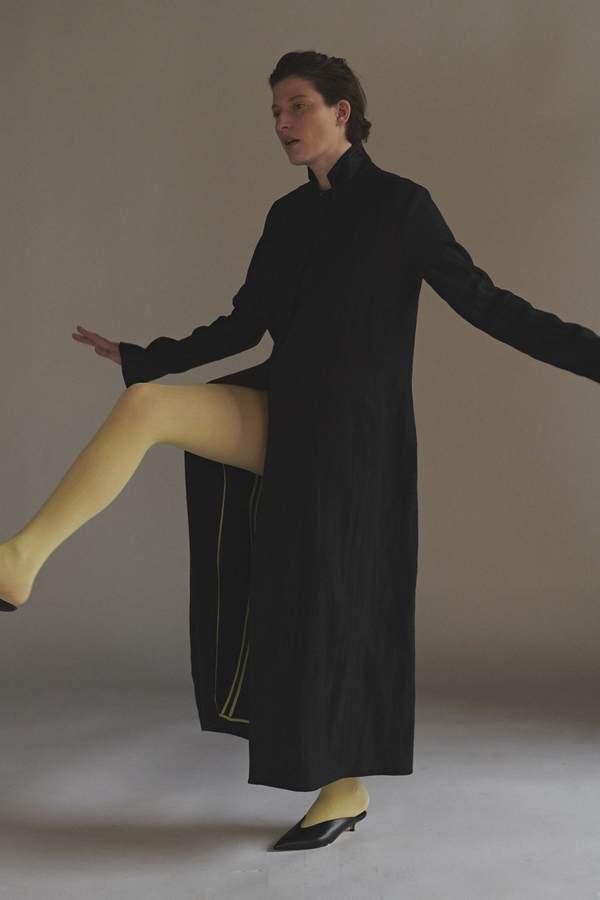 KES Full Length Linen/Silk Coat - Black (Pre-Order) KES Full Length Linen/Silk Coat - Black (Pre-Order)