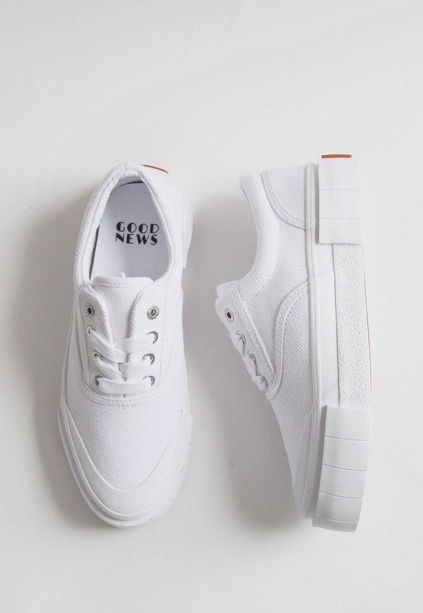 Good News Opal Low Sneaker White