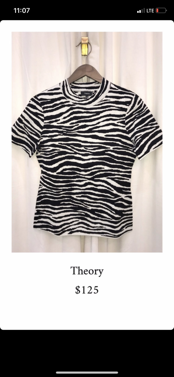 Theory Black + White Size M viscose blend SS21 Knit Top Theory Black + White Size M viscose blend SS21 Knit Top