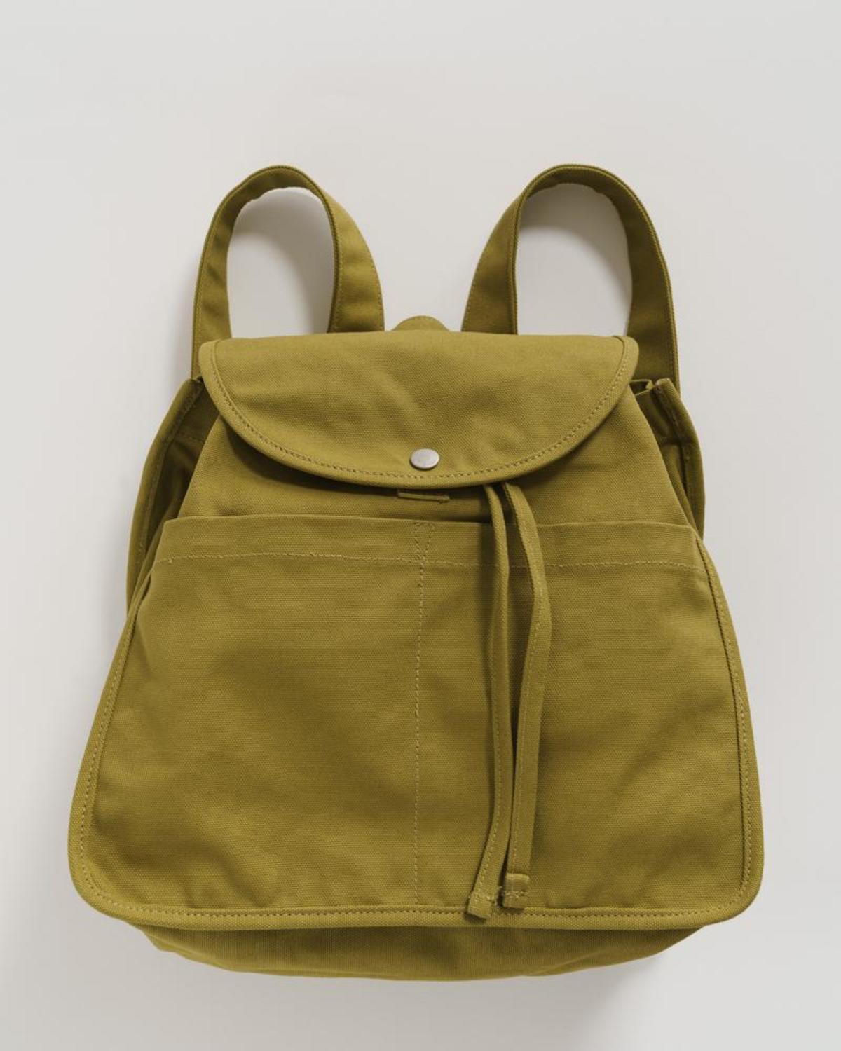 BAGGU Drawstring Backpack - Spanish Olive | Garmentory display picture 2