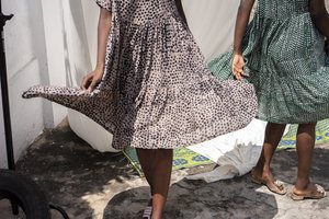 ReRuns Layer Dress in Bullfrog ReRuns Layer Dress in Bullfrog