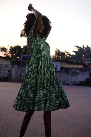 ReRuns Layer Dress in Bullfrog ReRuns Layer Dress in Bullfrog