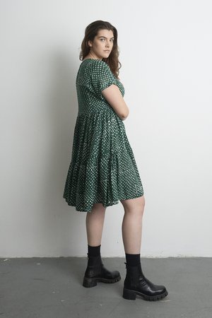 ReRuns Layer Dress in Bullfrog ReRuns Layer Dress in Bullfrog