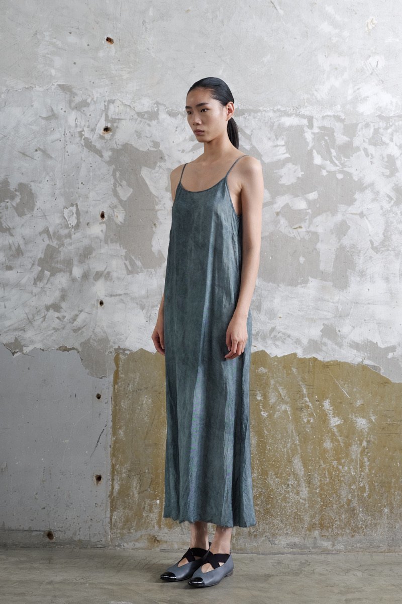 ワンピース UMA WANG SS25 ANAYA DRESS (UW5084 UW128) Uma Wang Anaya Midi Dress | Grey | FARFETCH