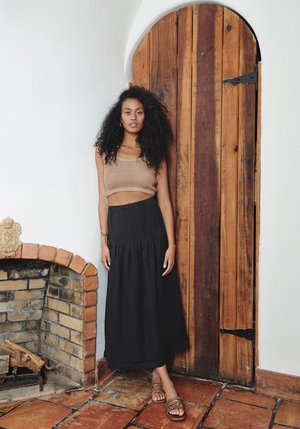 Amar Skirt Amar Skirt