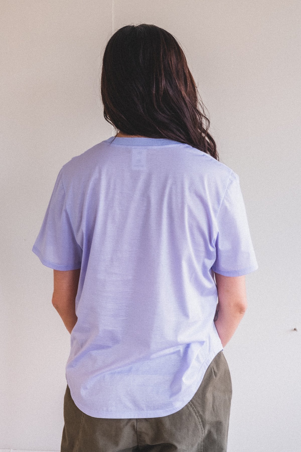 seya. Tシャツ ESSENTIAL T Silky Giza cotton SEYA ESSENTIAL TEE SHIRT - LILAC GIZA JERSEY | Garmentory