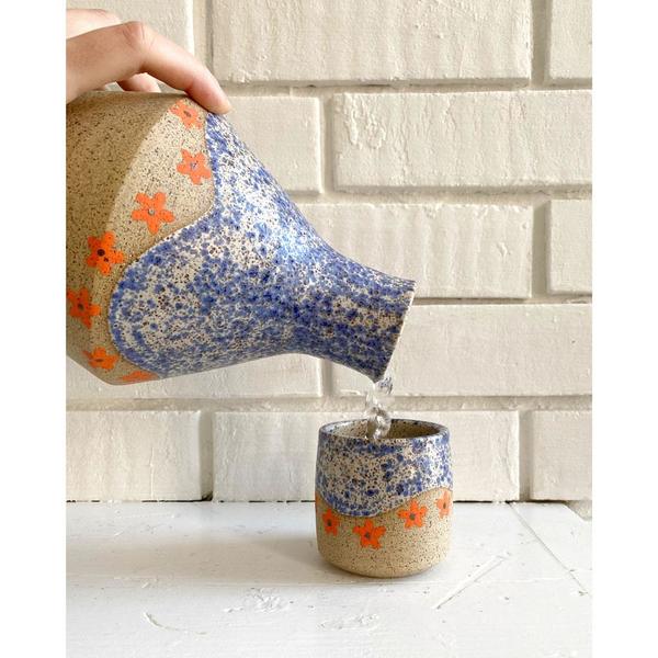Speckled Daisy Carafe Set Speckled Daisy Carafe Set