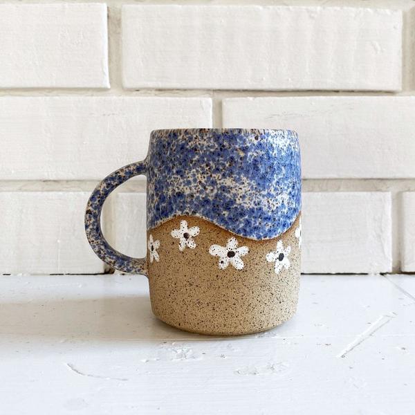 Speckled Daisy Mug - White Speckled Daisy Mug - White