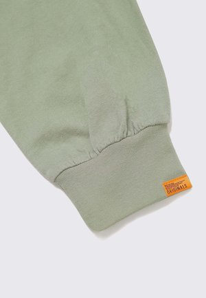 ThisIsNeverThat T-Logo Long Sleeve - light olive ThisIsNeverThat T-Logo Long Sleeve - light olive