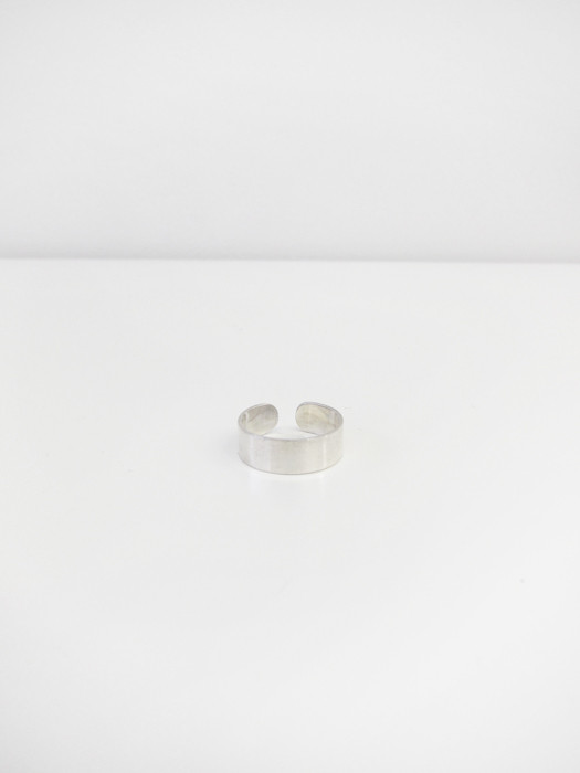 Kat Seale Narrow Band, Silver Kat Seale Narrow Band, Silver