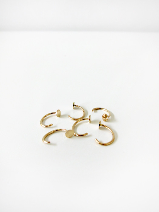 Saskia Diez Paillette Mini Stud Earring Saskia Diez Paillette Mini Stud Earring