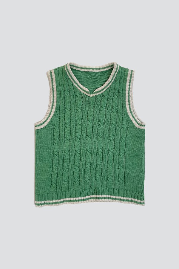 Vintage Cable Knit Mini Sweater Vest 