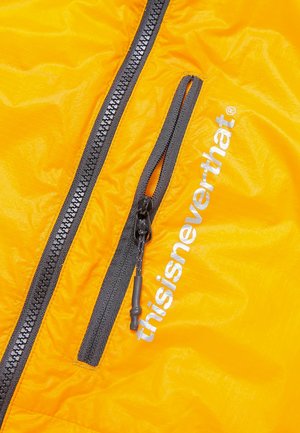 ThisIsNeverThat PERTEX SP Reversible Jacket - apricot ThisIsNeverThat PERTEX SP Reversible Jacket - apricot
