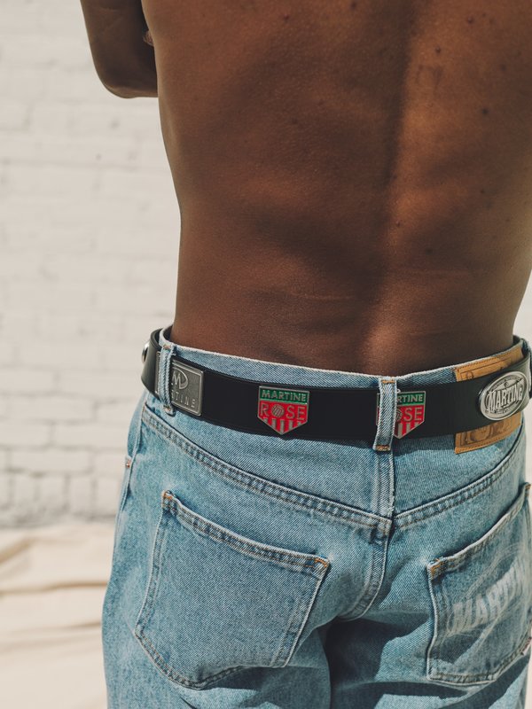 Martine Rose Irn Metal Trophy Badge Leather Belt - Black | Garmentory