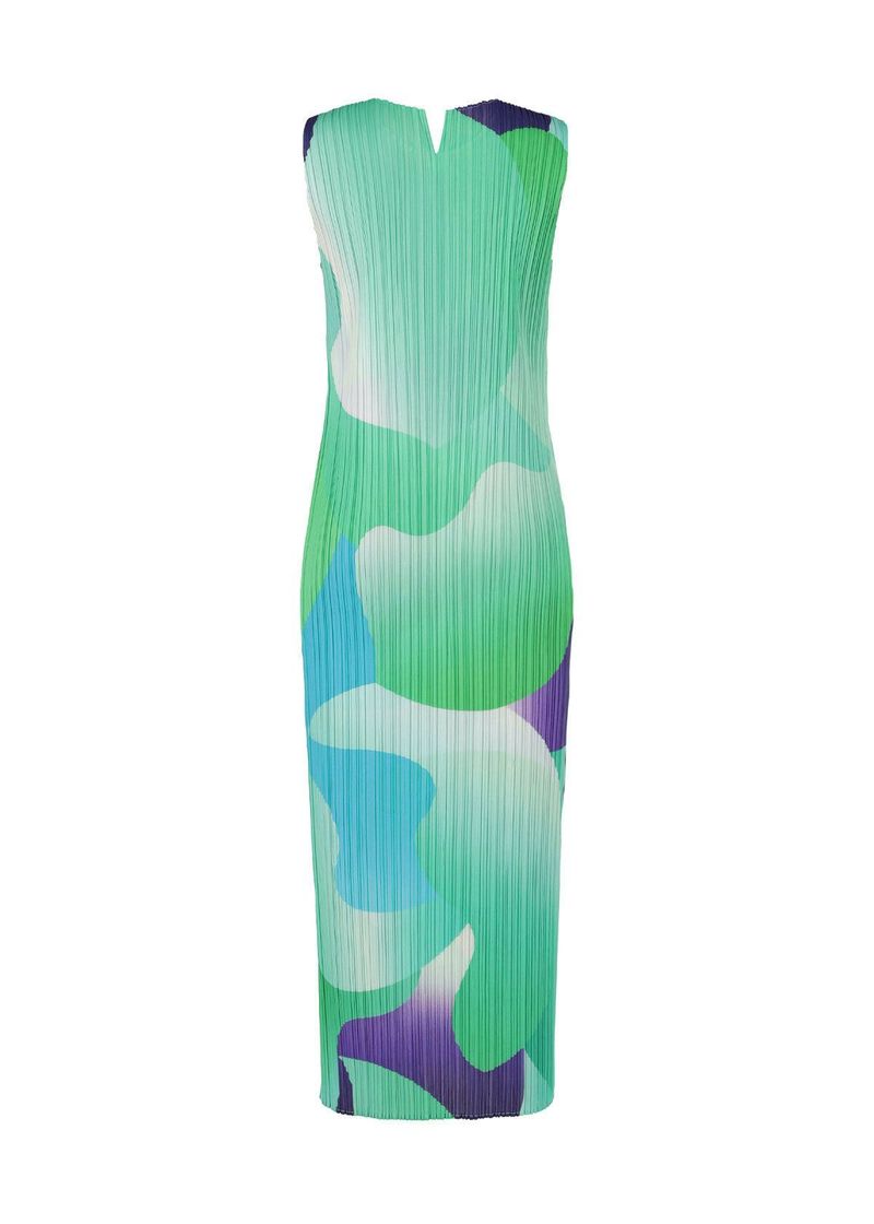 PLEATS PLEASE ISSEY MIYAKE 