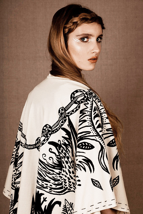Komana Birds of Paradise Poncho Komana Birds of Paradise Poncho