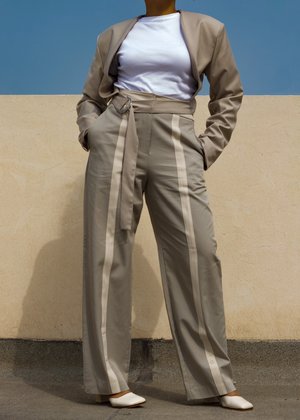 W A N T S Bolero Belted Blazer - Beige W A N T S Bolero Belted Blazer - Beige