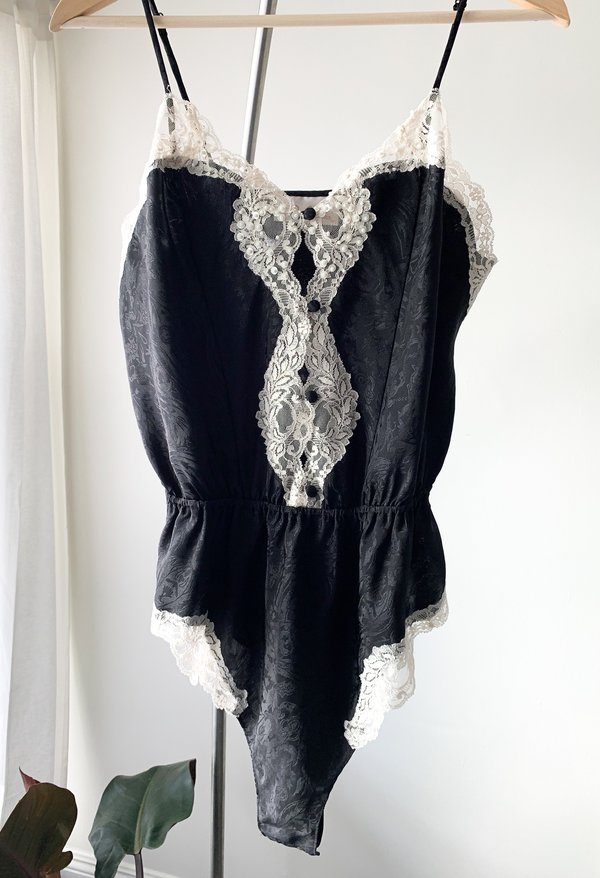 Vintage Teddy Romper Black/White Garmentory