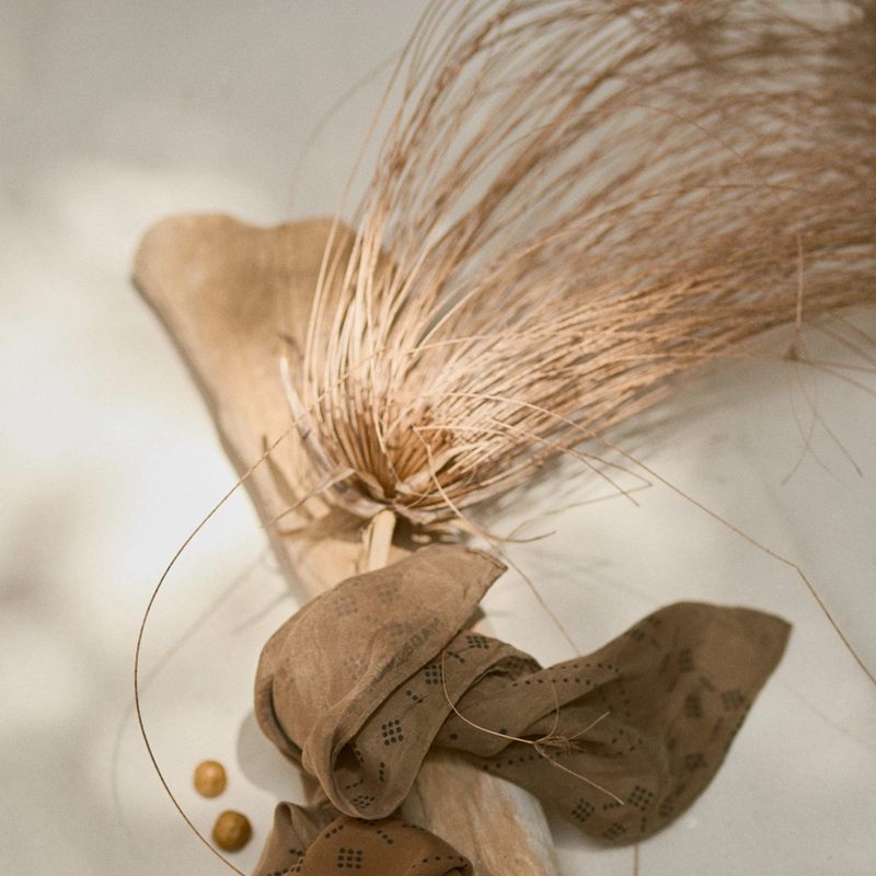 Ozma Dot Hankie - Oak