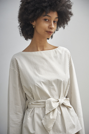 Maison De Ines BELT POINT STRIPE SHIRT - beige Maison De Ines BELT POINT STRIPE SHIRT - beige