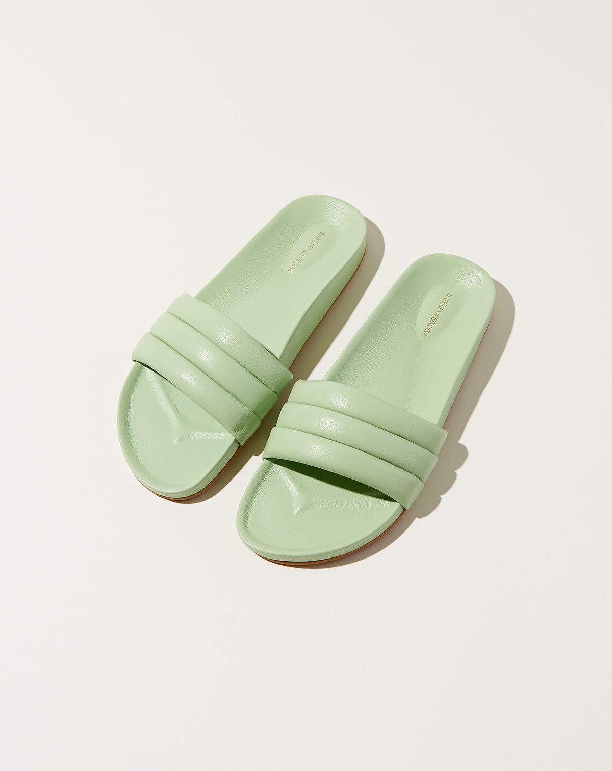 Beatrice Valenzuela Monocolor Sandalia - Peyote - Image 1 of 3