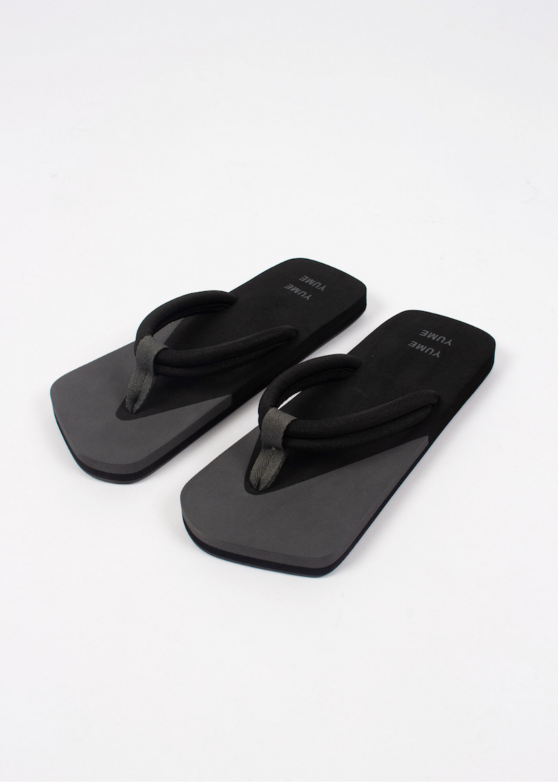 【YUME YUME】 XIGY ASPHALT Yume Yume Xigy Flip Flops - Asphalt Black | Garmentory