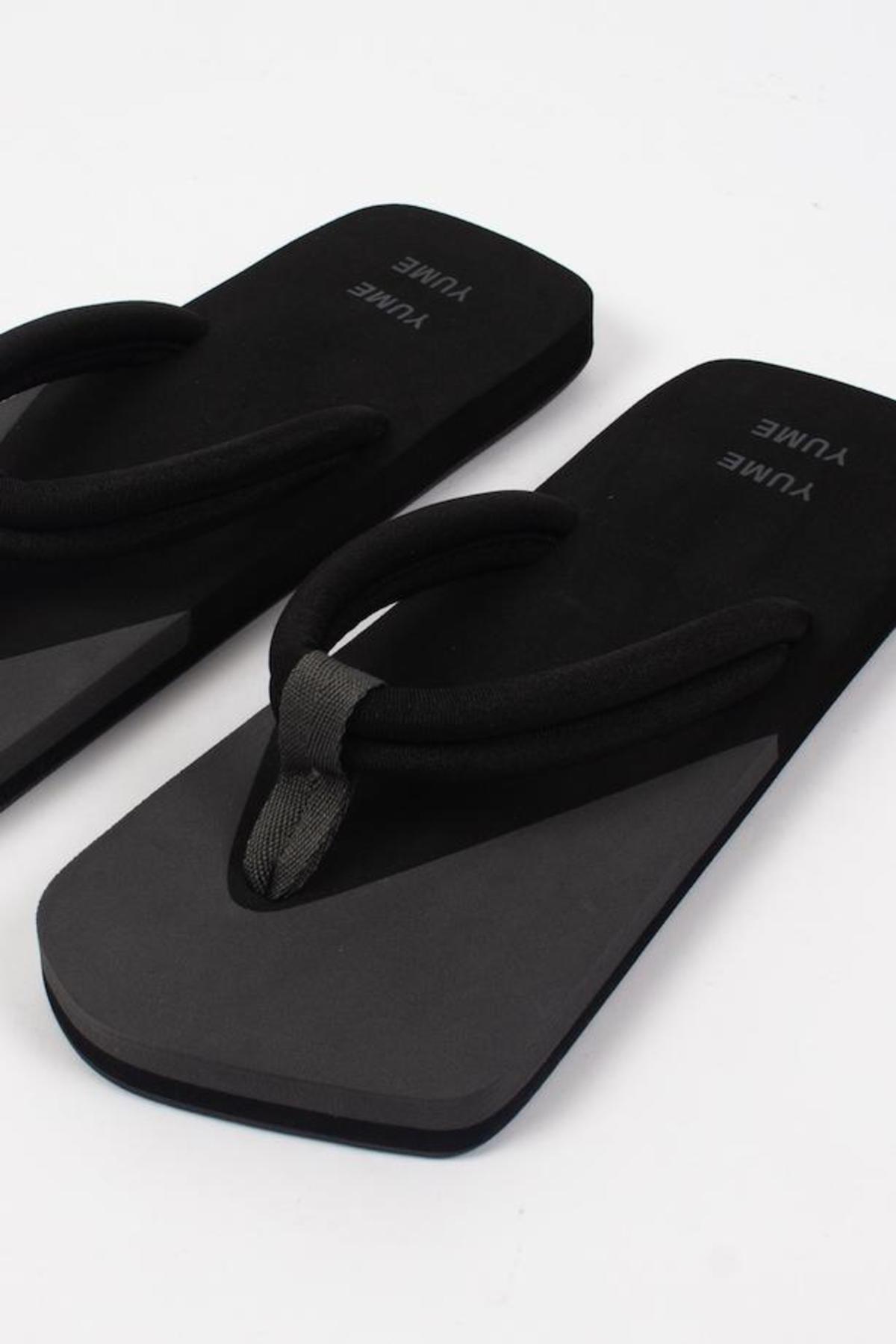 【YUME YUME】 XIGY ASPHALT Yume Yume Xigy Flip Flops - Asphalt Black | Garmentory