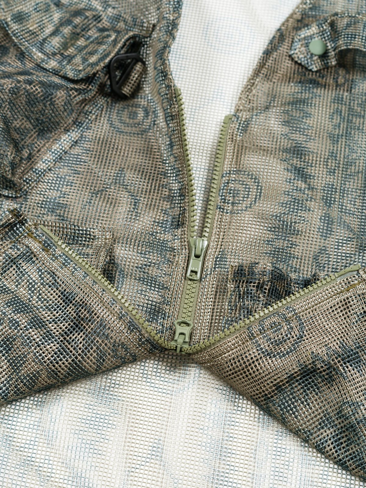 South2 West8 Bush Trek Vest - Skull & Target Heavyweight Mesh
