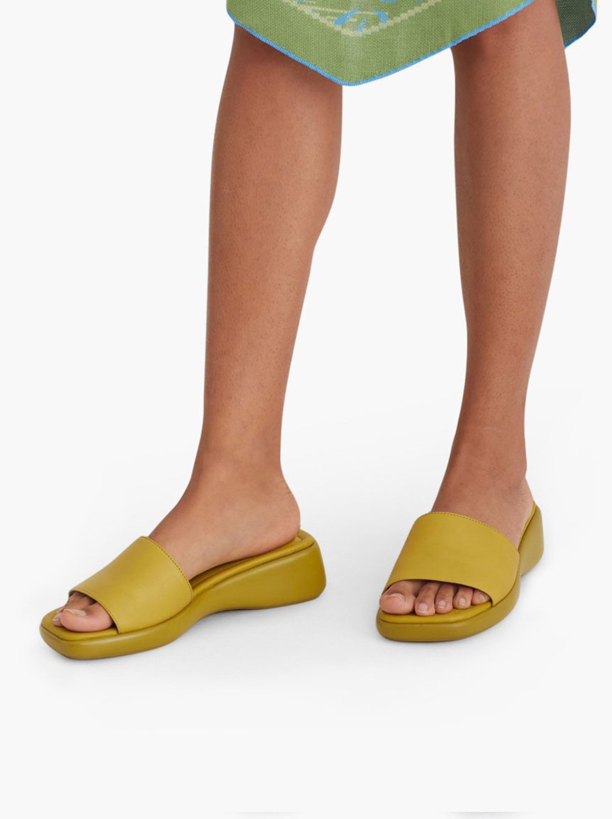 Paloma-Wool---Lois-Slipon-