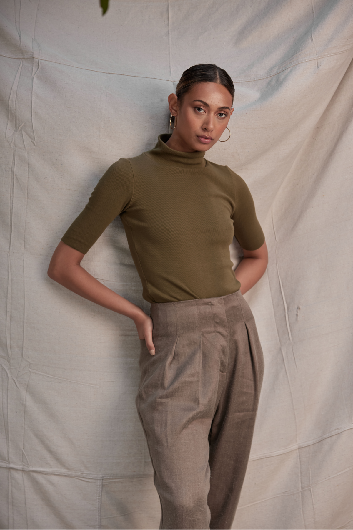Lois Hazel Skivvy Rib Tee - Olive - Image 2 of 3