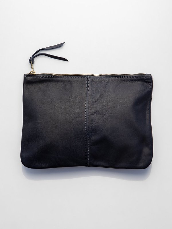 Erica Tanov elke leather zip clutch - navy Erica Tanov elke leather zip clutch - navy