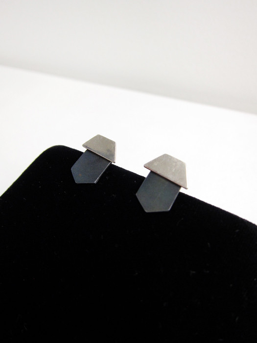 Kat Seale 2-Part Earrings Longer Trapezoid Kat Seale 2-Part Earrings Longer Trapezoid