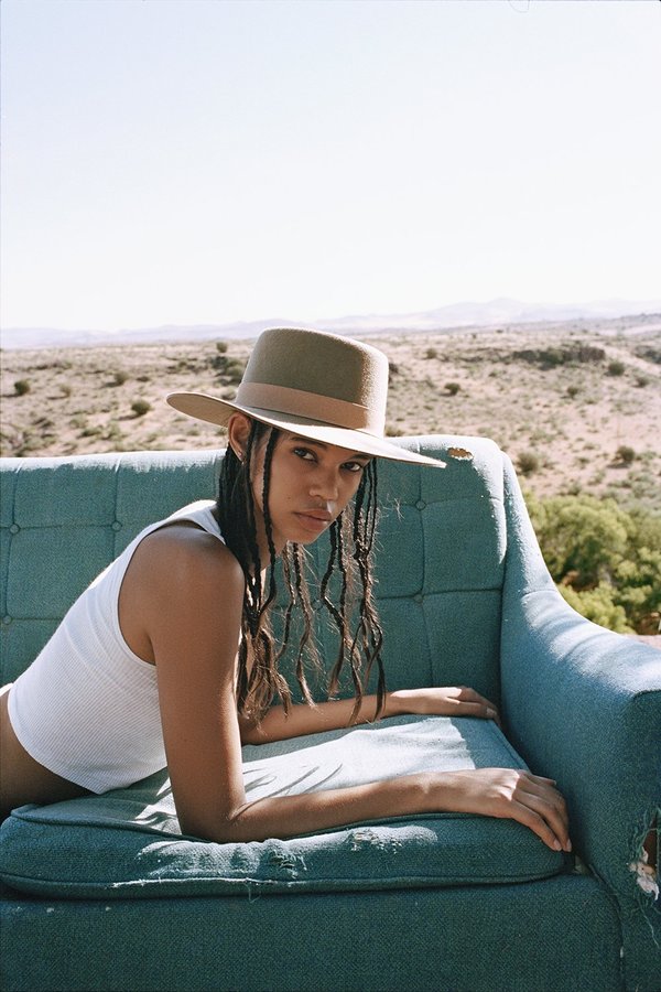 LACK OF COLOR • UNISEX THE MIRAGE
BOATER HAT - BROWN, NWT SIZE S/55cm unisex Lack of Color the mirage boater hat - Brown | Garmentory main image 3