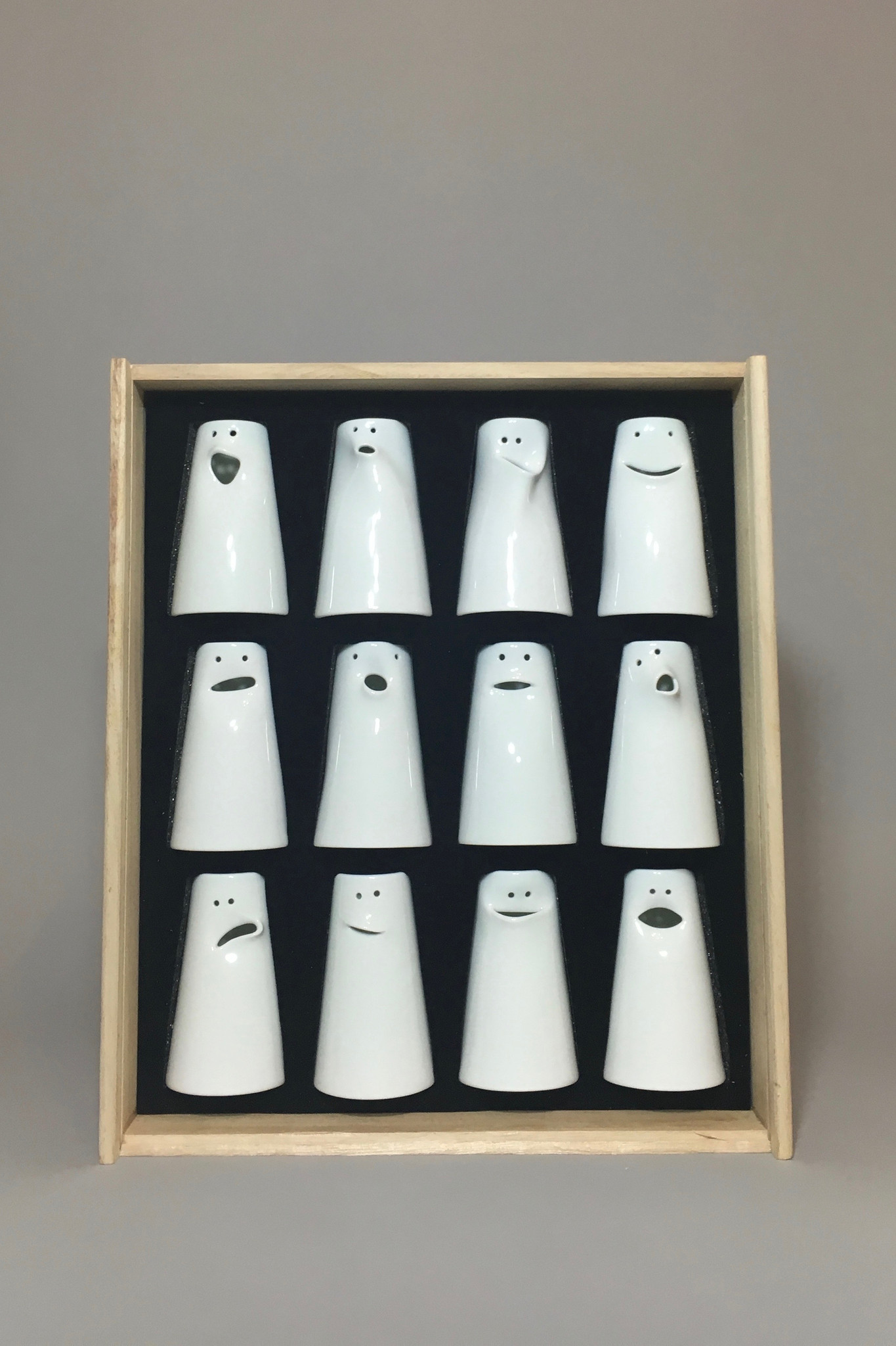 Spin Ceramics Faces Vase Set of 12 Garmentory