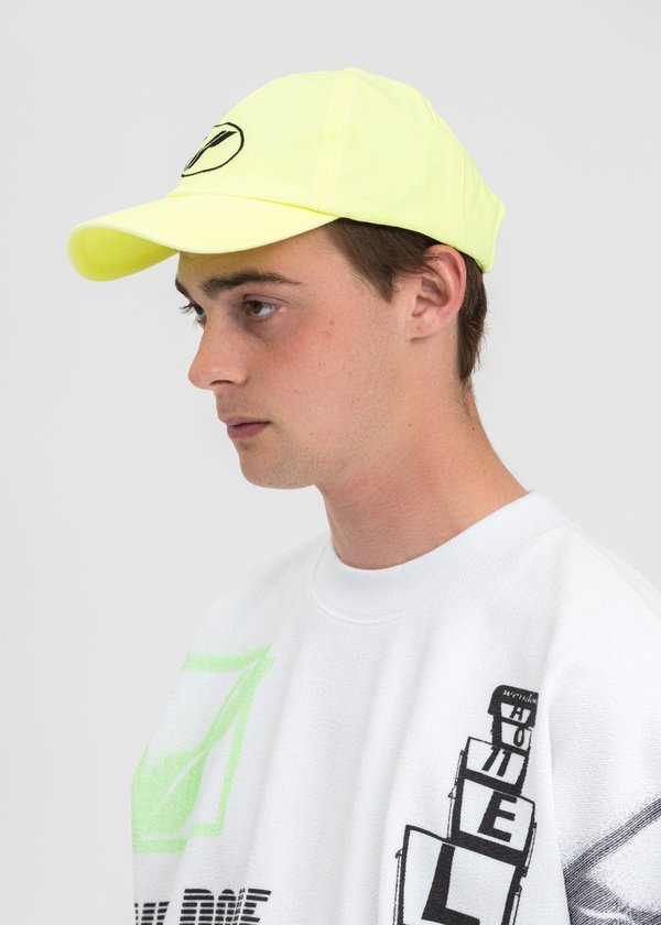 we11done neon New WE11DONE Logo Cap - yellow we11done neon New WE11DONE Logo Cap - yellow