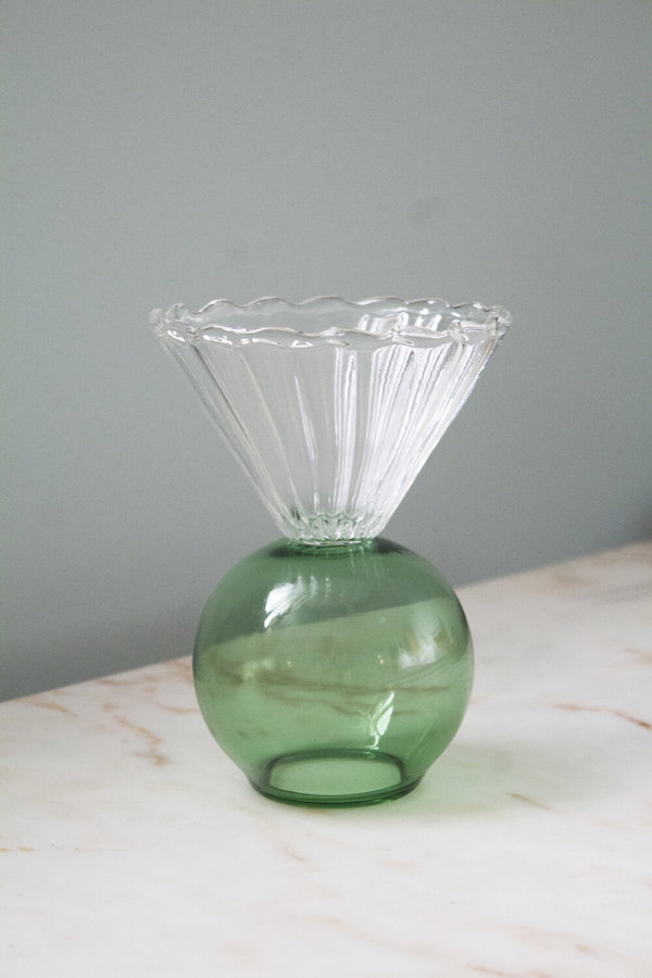 Natalia Criado Crystal Cup vase - Green Natalia Criado Crystal Cup vase - Green