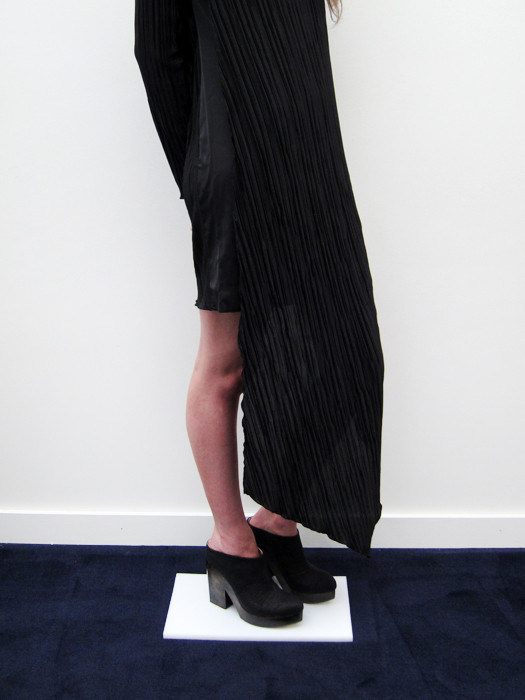 Ann-Sofie Back Broken Hem Long Sleeve Dress Ann-Sofie Back Broken Hem Long Sleeve Dress