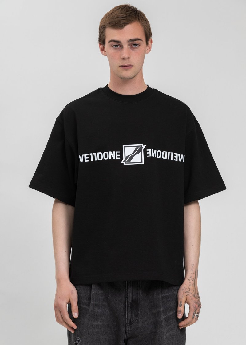 トップス WE11DONE / Patched Mirror Logo / SIZE:S we11done Mirror Logo T-Shirt - Black | Garmentory