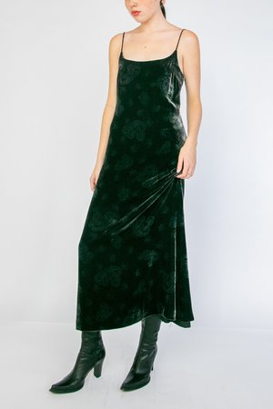 green emerald velvet dress Lauren Ralph Lauren Women's Velvet Halter Gown in Deep Pine, Deep Pine, 20  : Amazon.co.uk: Fashion